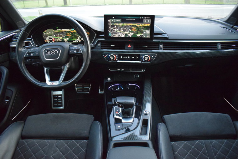 Vehicle Image 22