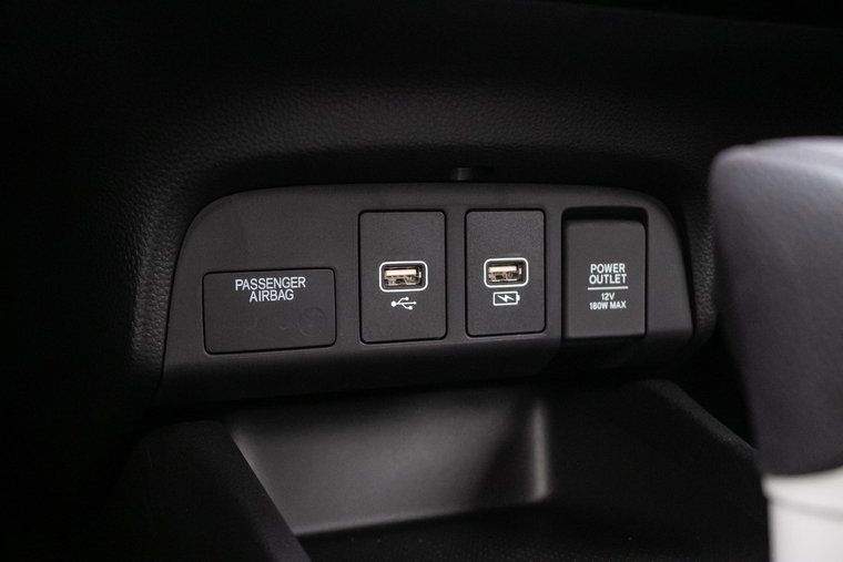Vehicle Image 23