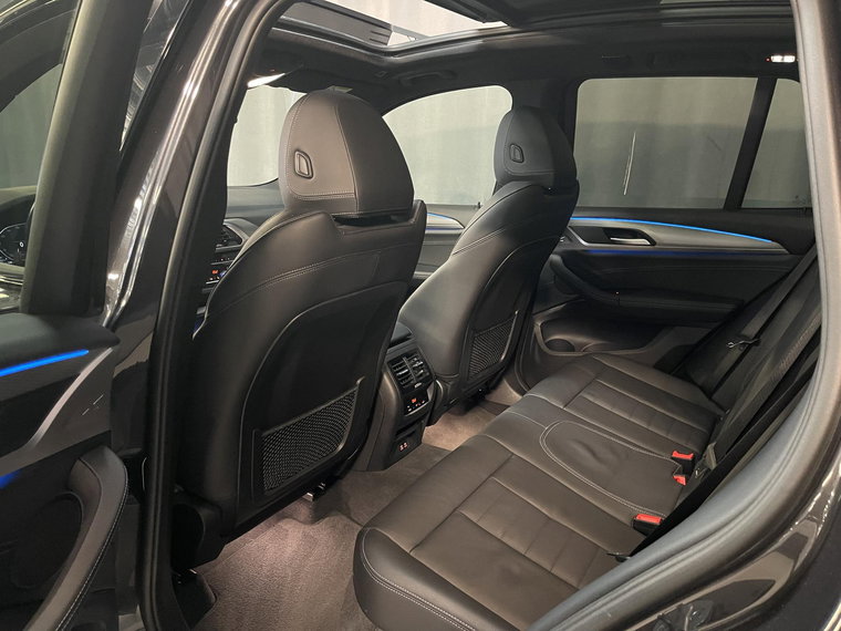 Vehicle Image 39