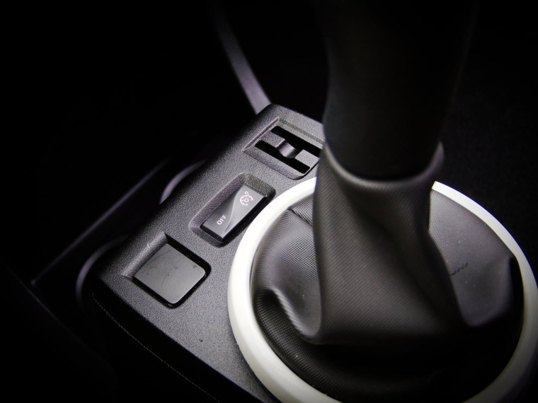 Vehicle Image 32