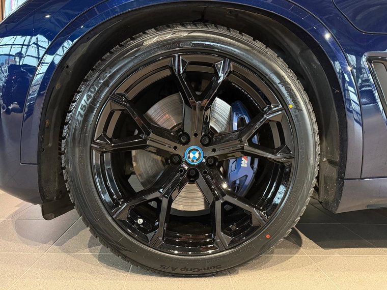Vehicle Image 40