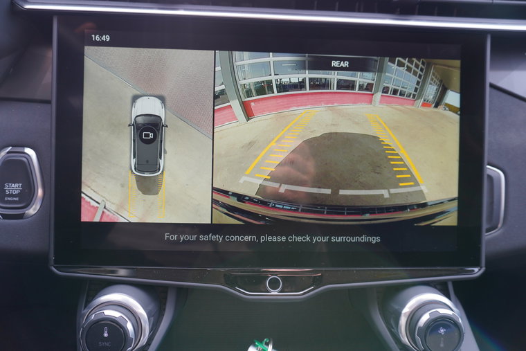 Vehicle Image 19
