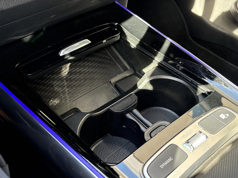 Vehicle Image 40