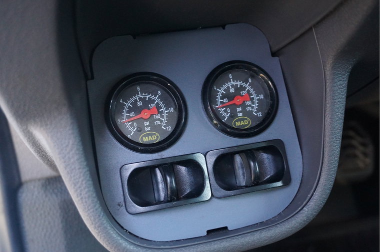 Vehicle Image 17