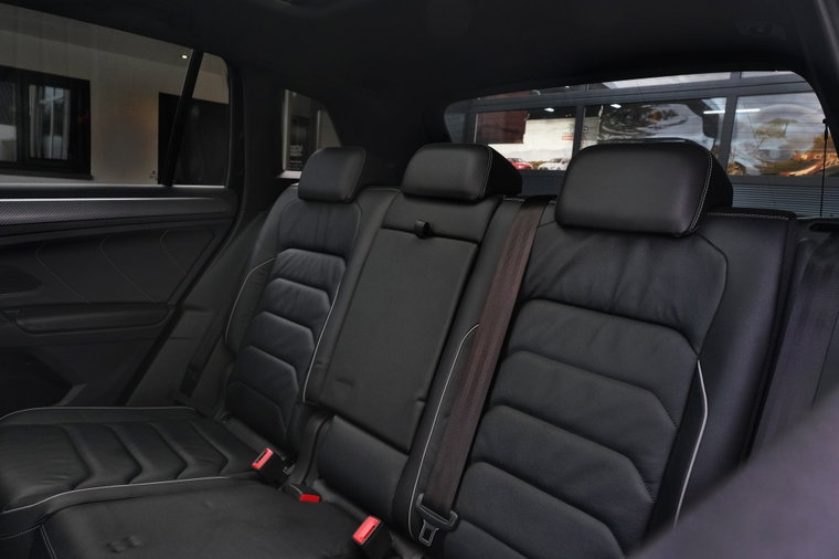 Vehicle Image 36