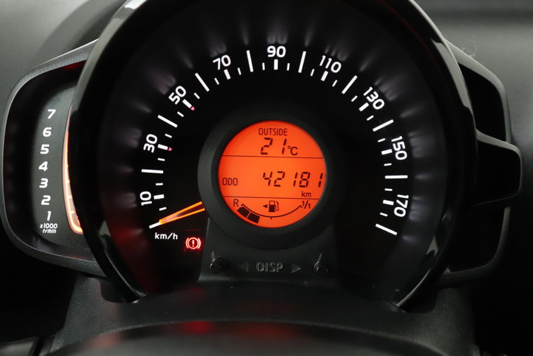 Vehicle Image 20