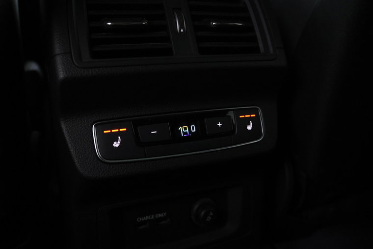 Vehicle Image 47
