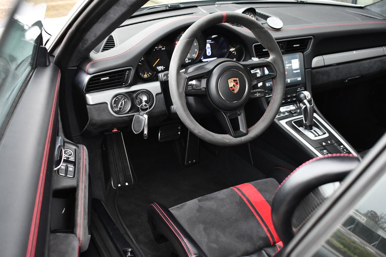 Vehicle Image 23
