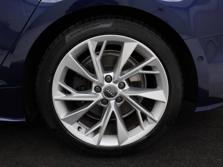 Vehicle Image 35