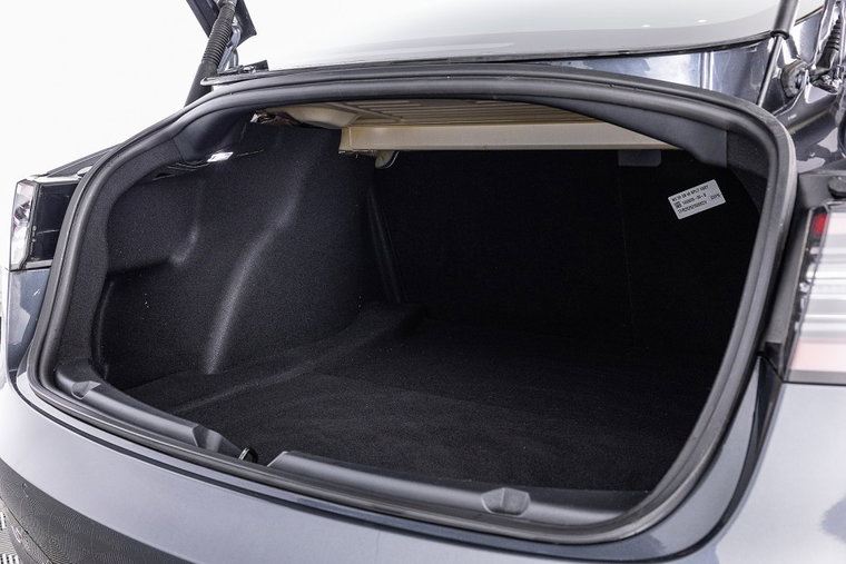 Vehicle Image 37