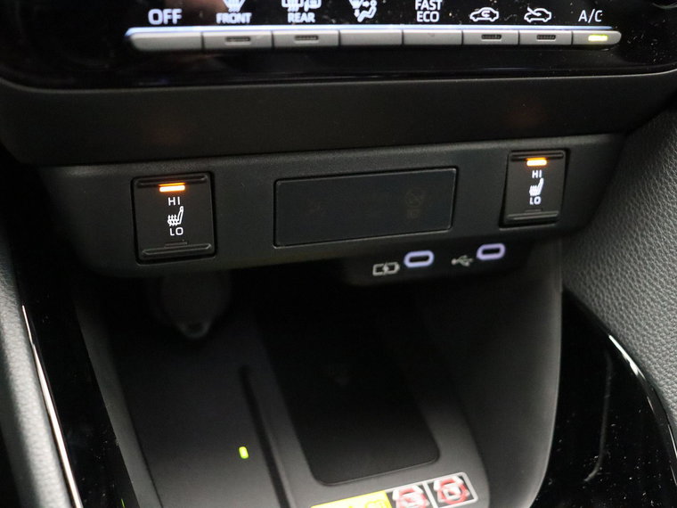 Vehicle Image 30