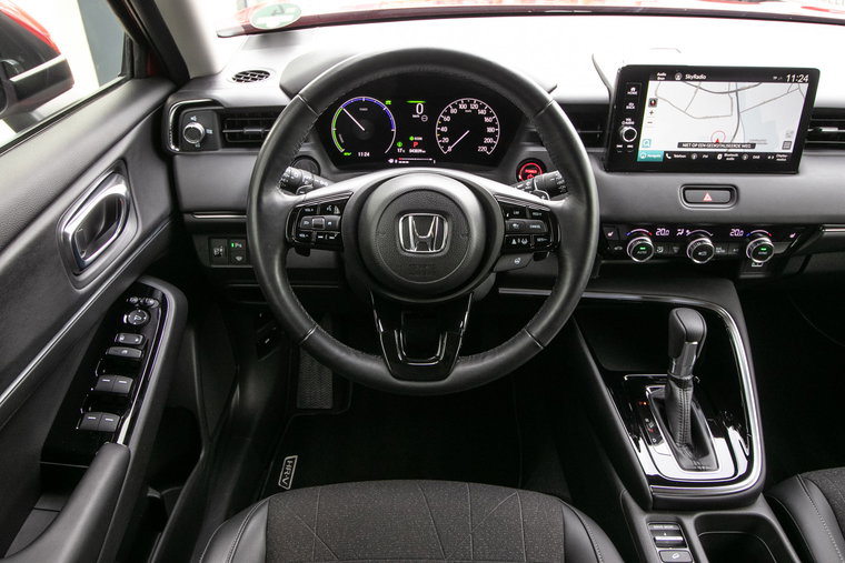 Vehicle Image 16