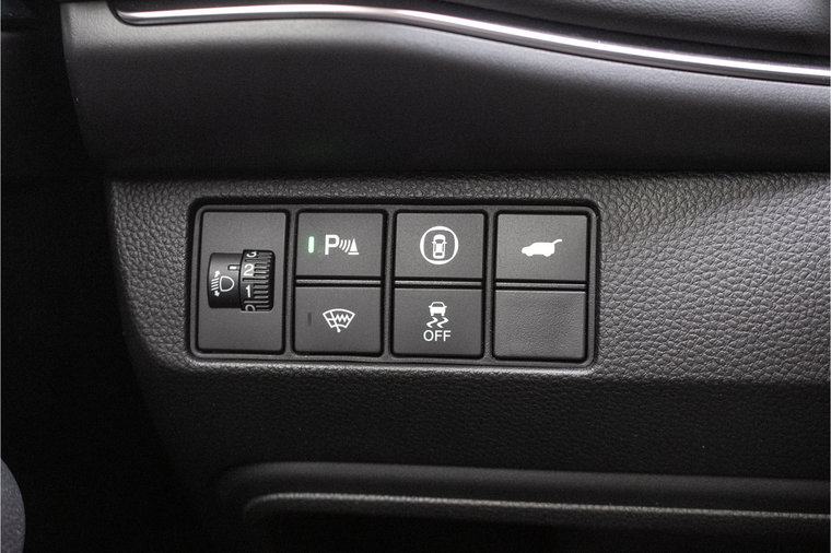 Vehicle Image 28