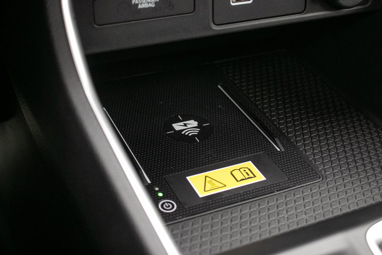 Vehicle Image 30