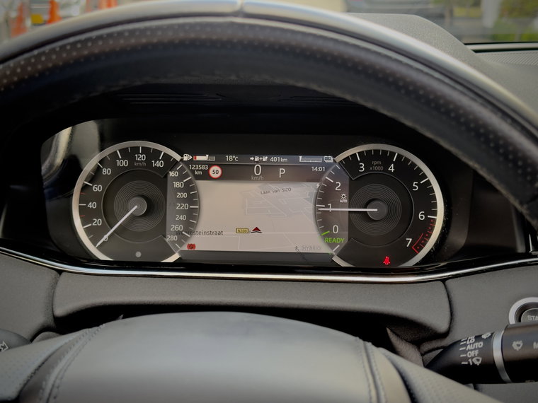 Vehicle Image 24