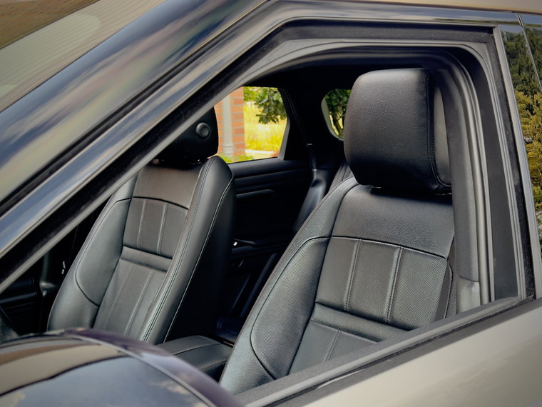 Vehicle Image 35