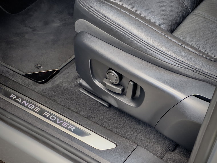 Vehicle Image 36