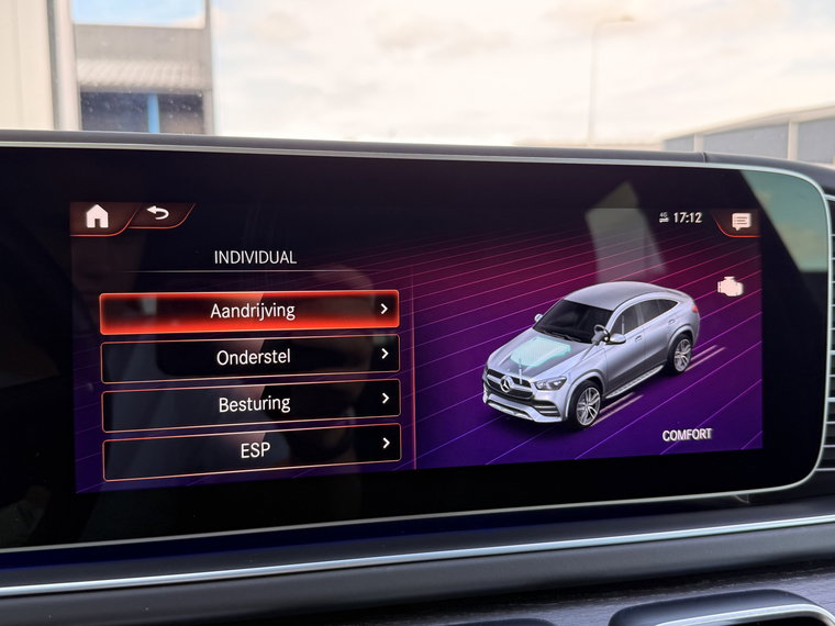 Vehicle Image 37