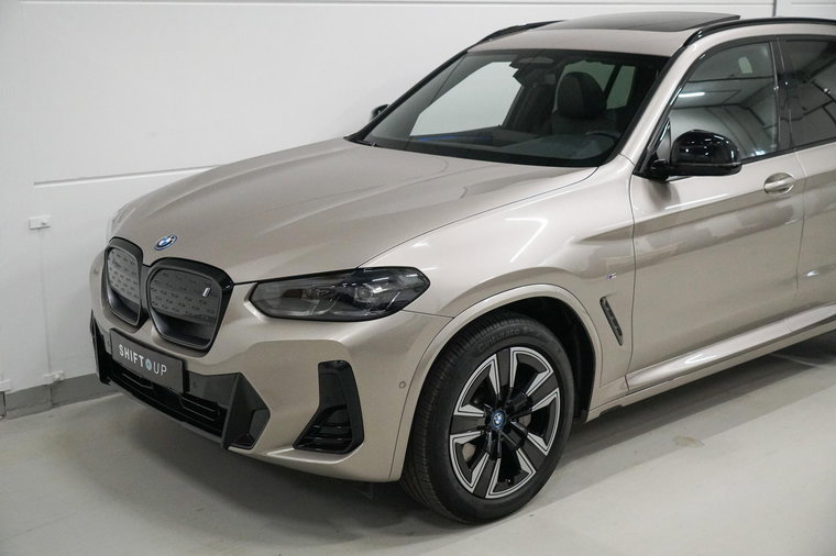 Vehicle Image 39