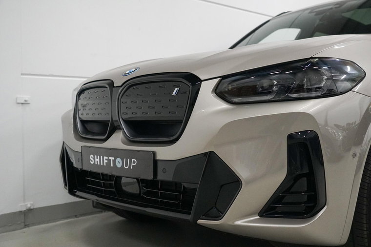 Vehicle Image 40