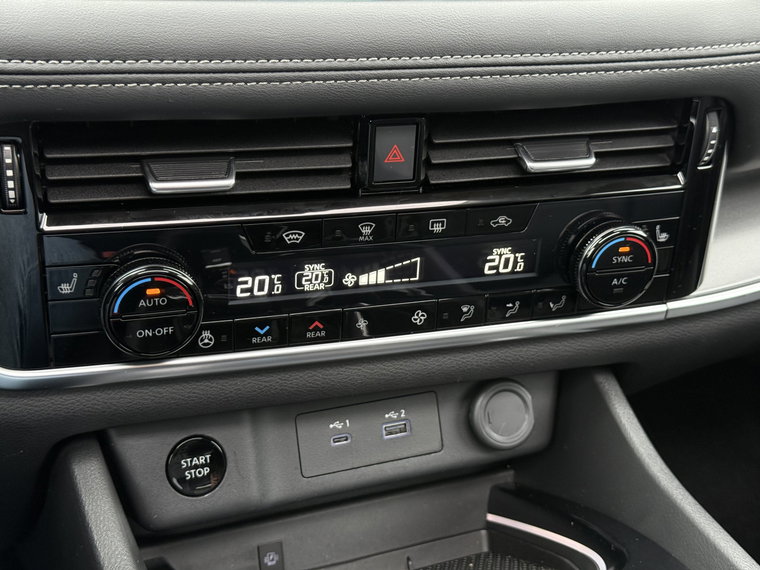 Vehicle Image 26