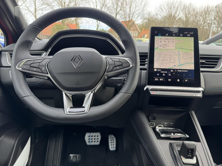 Vehicle Image 16
