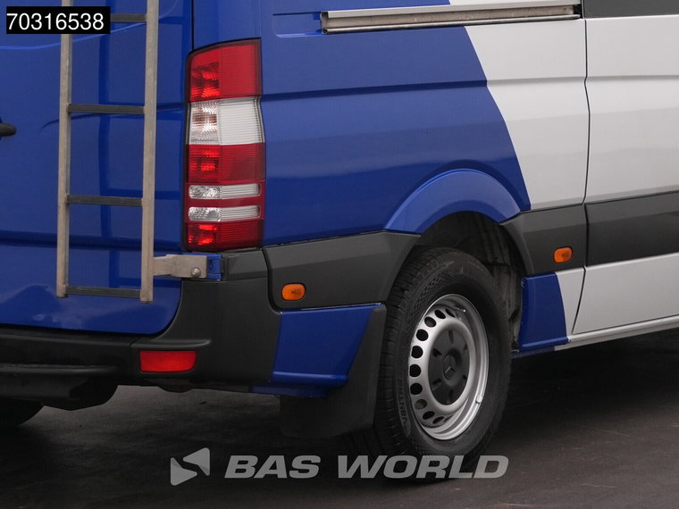 Vehicle Image 46