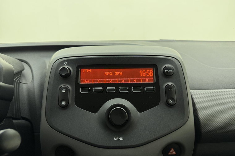 Vehicle Image 20