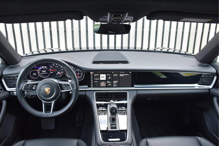 Vehicle Image 23