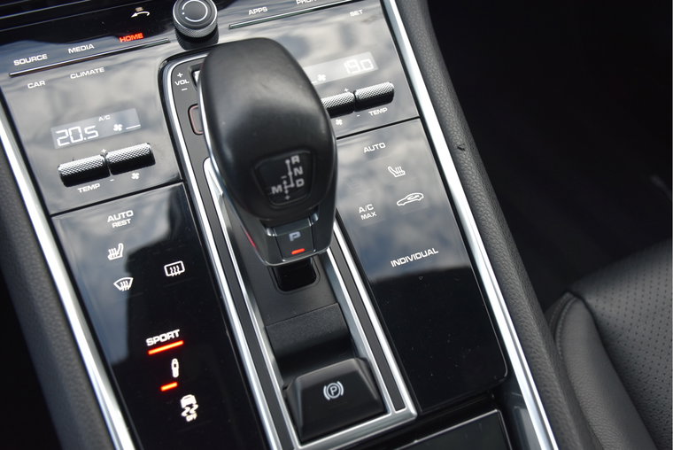 Vehicle Image 36