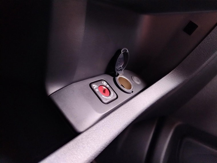 Vehicle Image 33