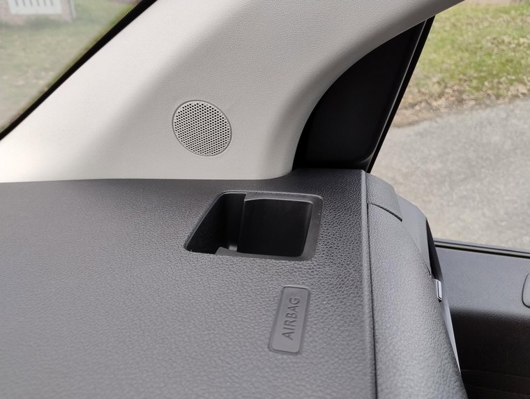 Vehicle Image 36
