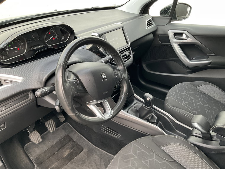 Vehicle Image 40