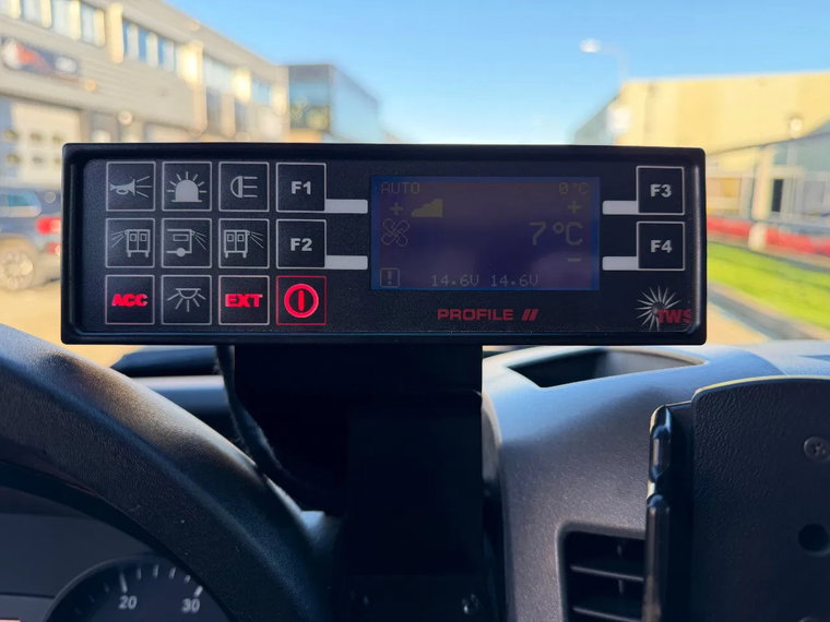Vehicle Image 41