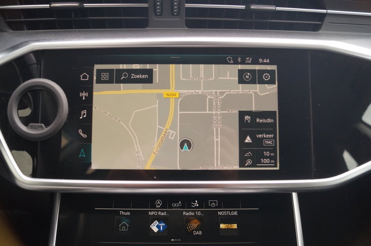 Vehicle Image 21