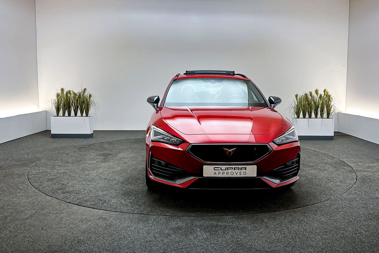 Vehicle Image 9