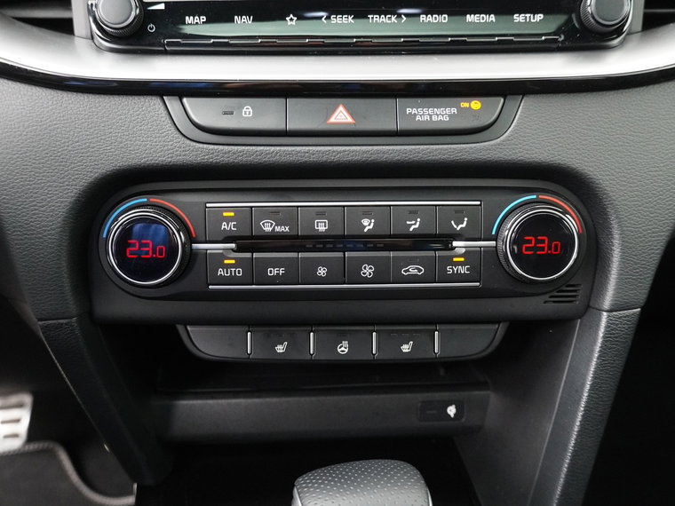 Vehicle Image 32