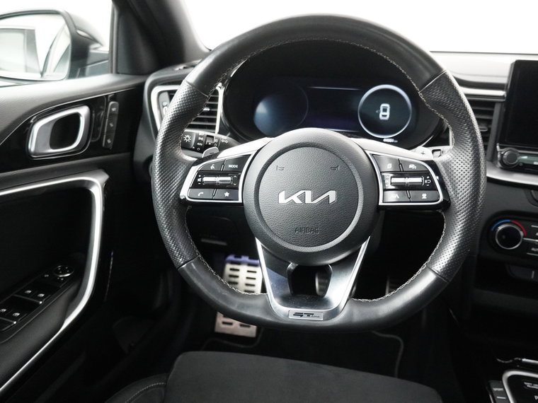 Vehicle Image 38