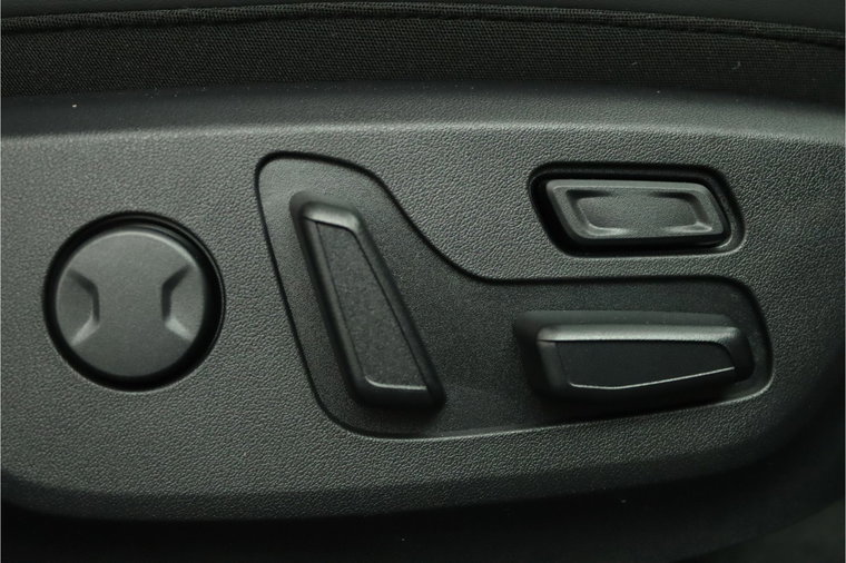 Vehicle Image 48