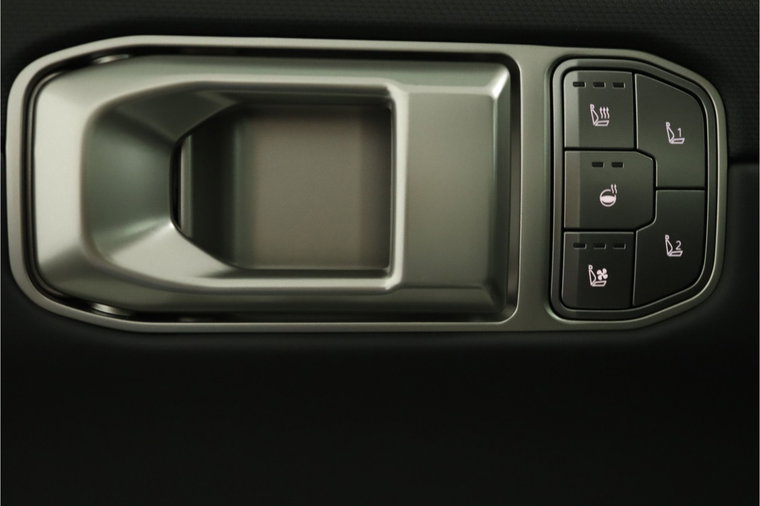 Vehicle Image 53