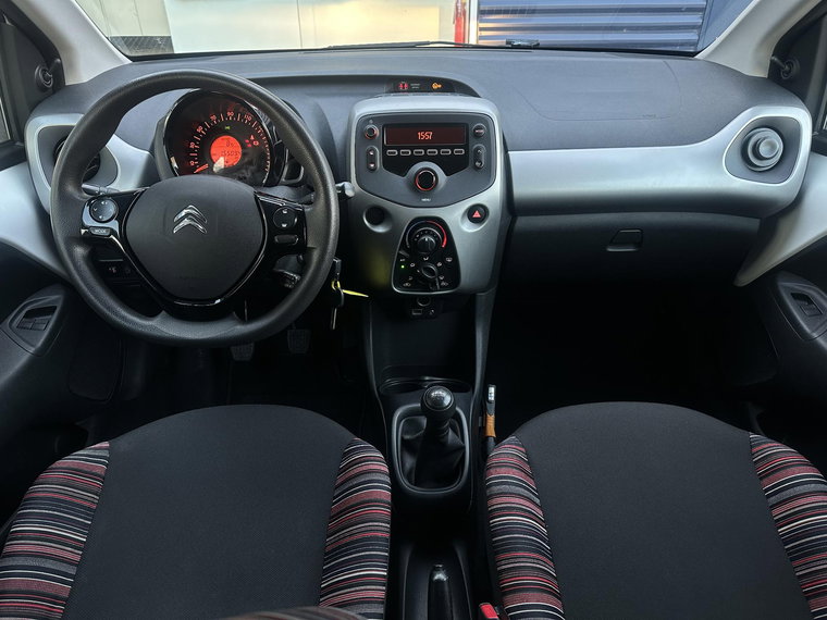 Vehicle Image 12