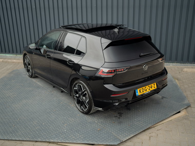 Vehicle Image 48