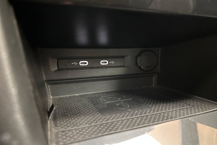 Vehicle Image 31