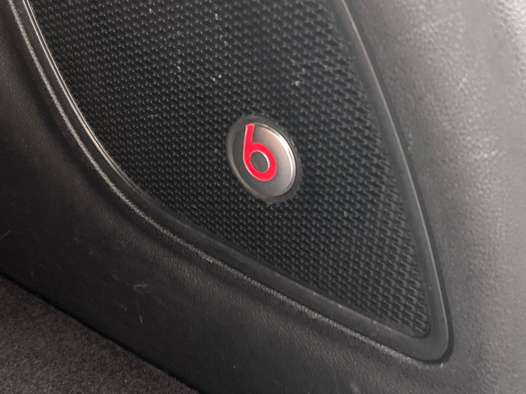 Vehicle Image 27