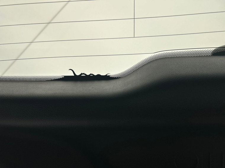 Vehicle Image 38