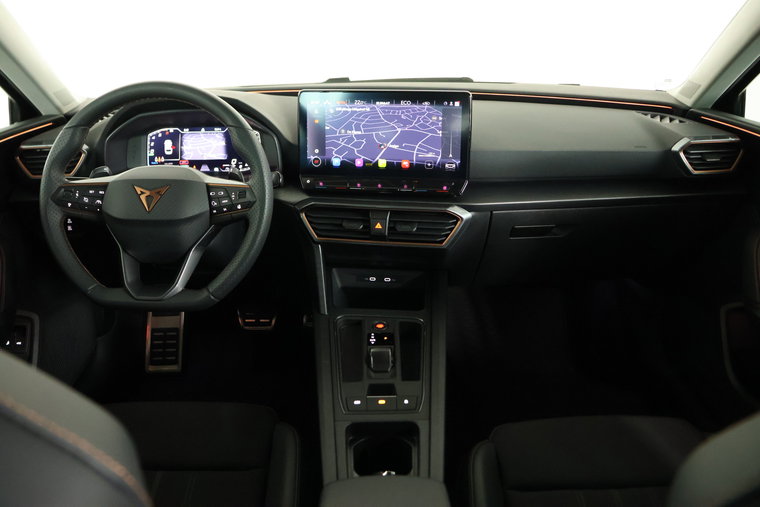 Vehicle Image 32