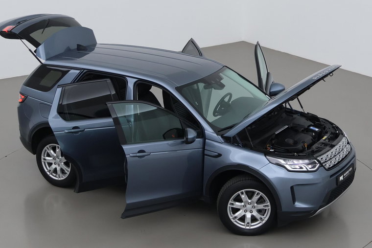 Vehicle Image 6