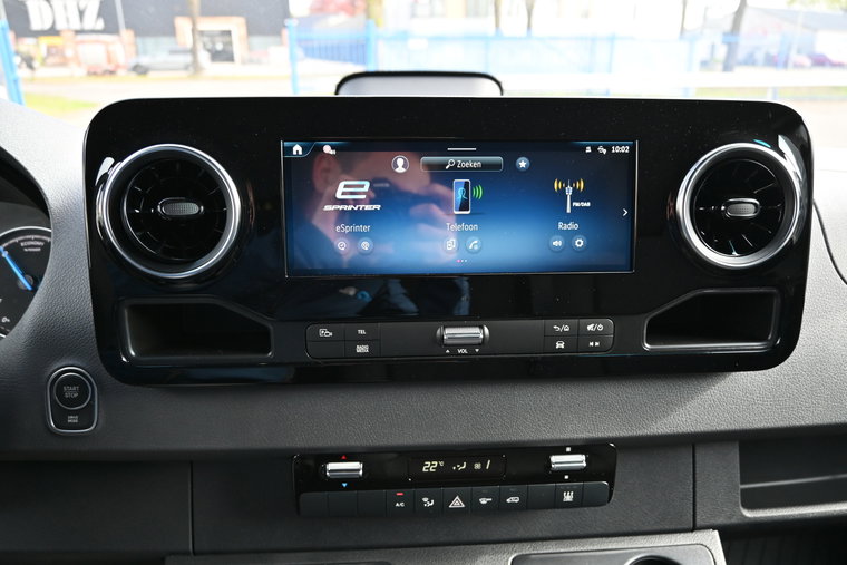 Vehicle Image 19