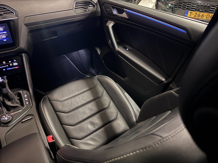 Vehicle Image 60