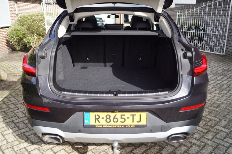 Vehicle Image 36